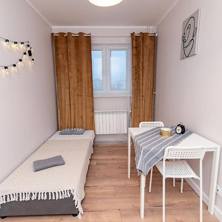 Regem Wola Apartment Warsaw Luaran gambar