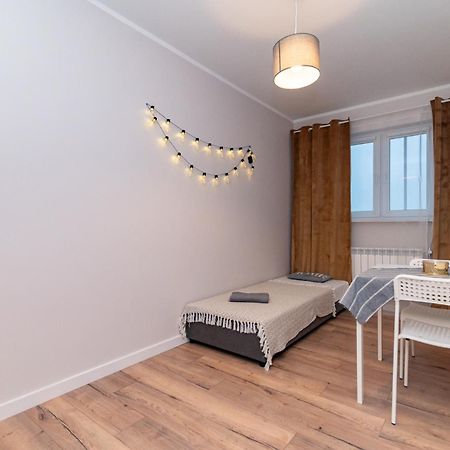 Regem Wola Apartment Warsaw Luaran gambar
