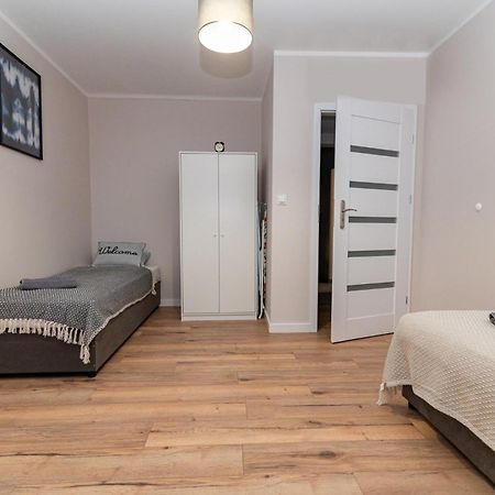 Regem Wola Apartment Warsaw Luaran gambar
