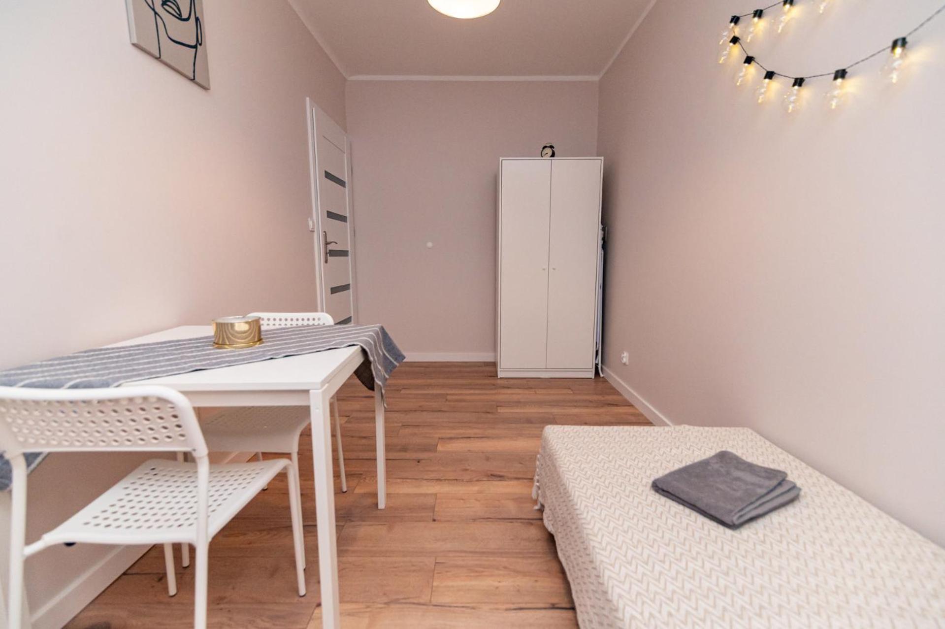 Regem Wola Apartment Warsaw Luaran gambar
